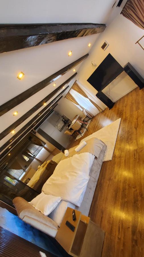 Flux Studios Apart 2 ออราแด ภายนอก รูปภาพ